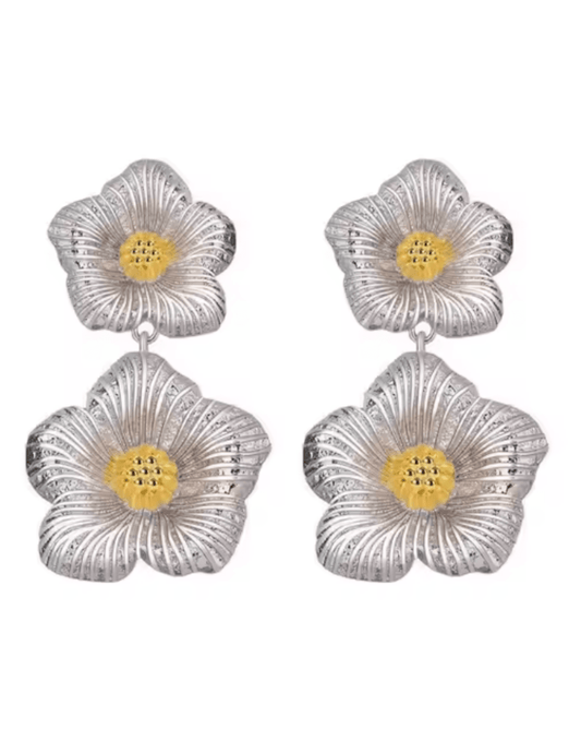 Fleur de Camélia - Fleur de Camélia Small Flower Dangle Earrings - Buy Online