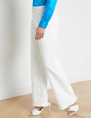 L'Agence - L'AGENCE Alicent High Rise Wide Leg Crop Jeans In Blanc - Buy Online