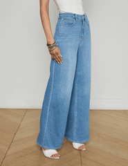 L'Agence - L'AGENCE Alicent High Rise Wide Leg Crop Jeans in Caster - Buy Online
