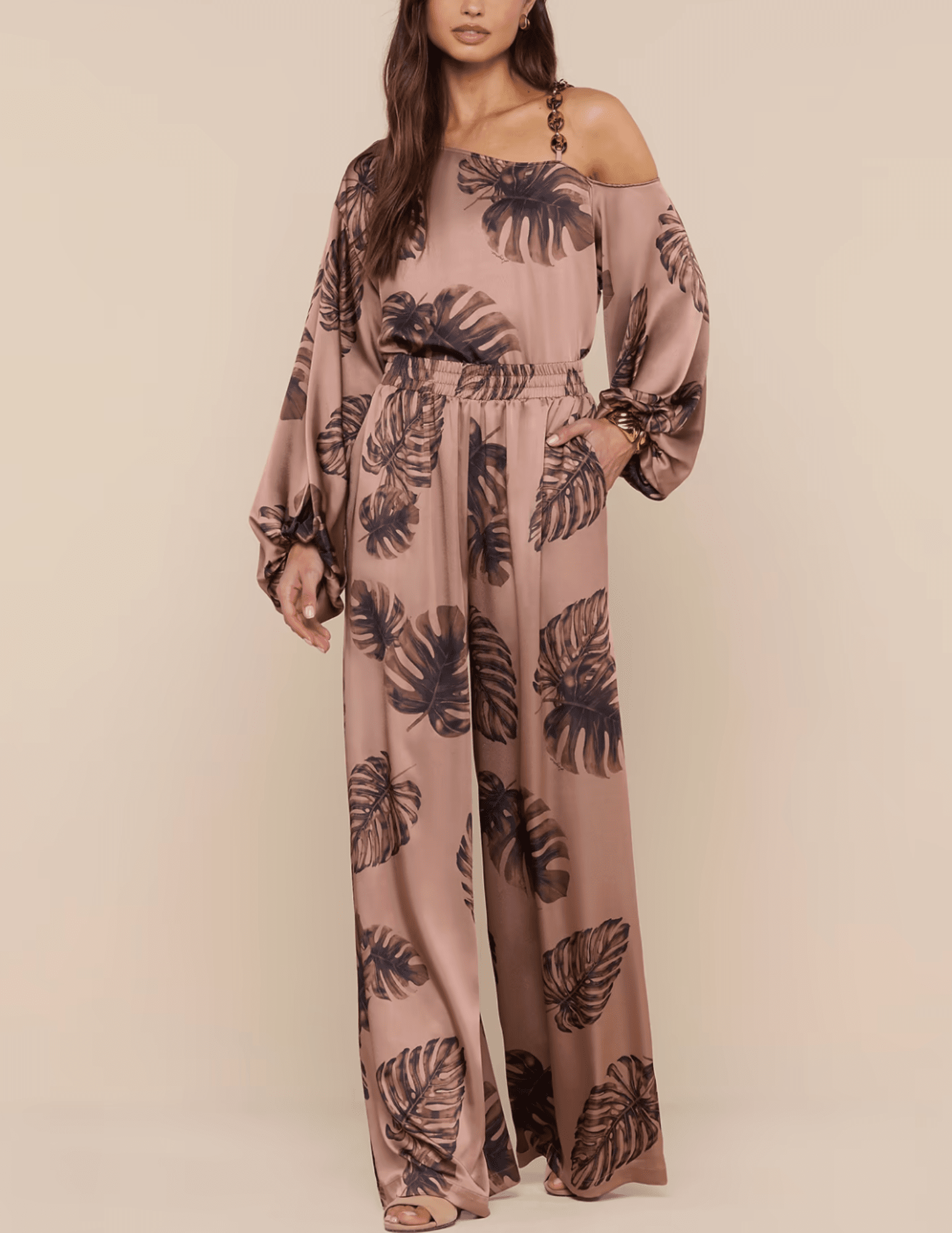 L'Agence - L'AGENCE Lillian Wide Leg Pant in Hazelnut Palm Print - Buy Online