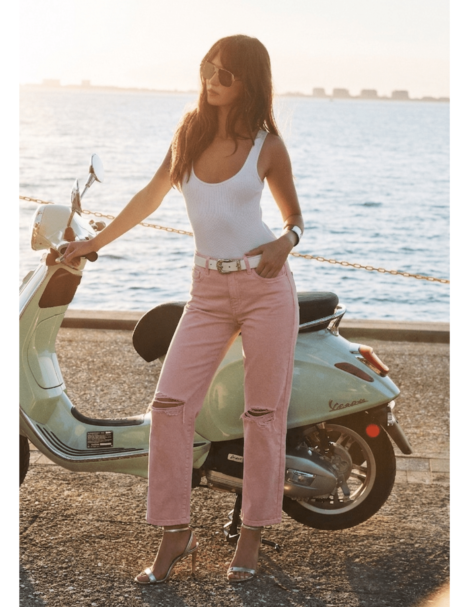 L’Agence Blaine low rise stovepipe jeans in misty rose on model
