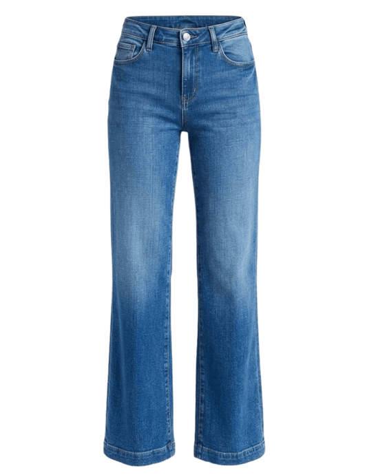 L'AGENCE Joanne Low Rise Wide Leg Jeans in Salinas