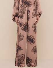 L’AGENCE Lillian wide leg pants hazelnut palm print front view