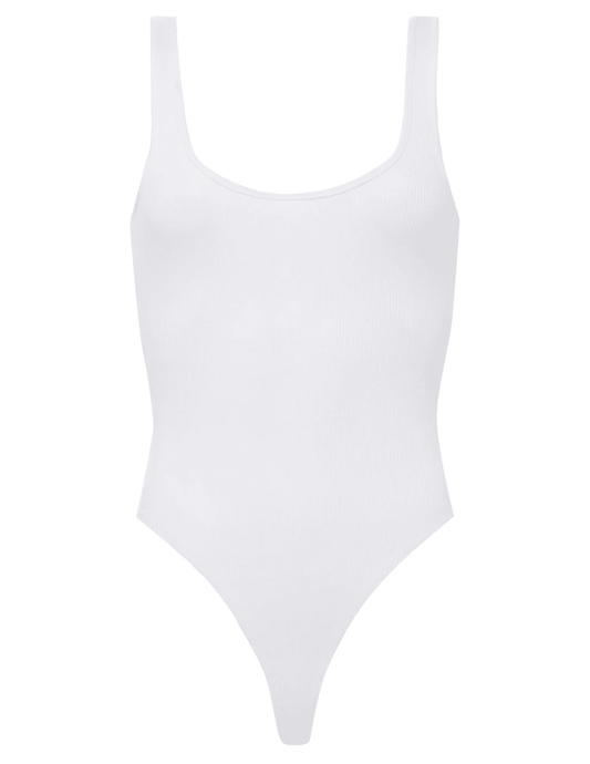 L’AGENCE Nica Scoop Neck Bodysuit in white, flat lay front view on white background