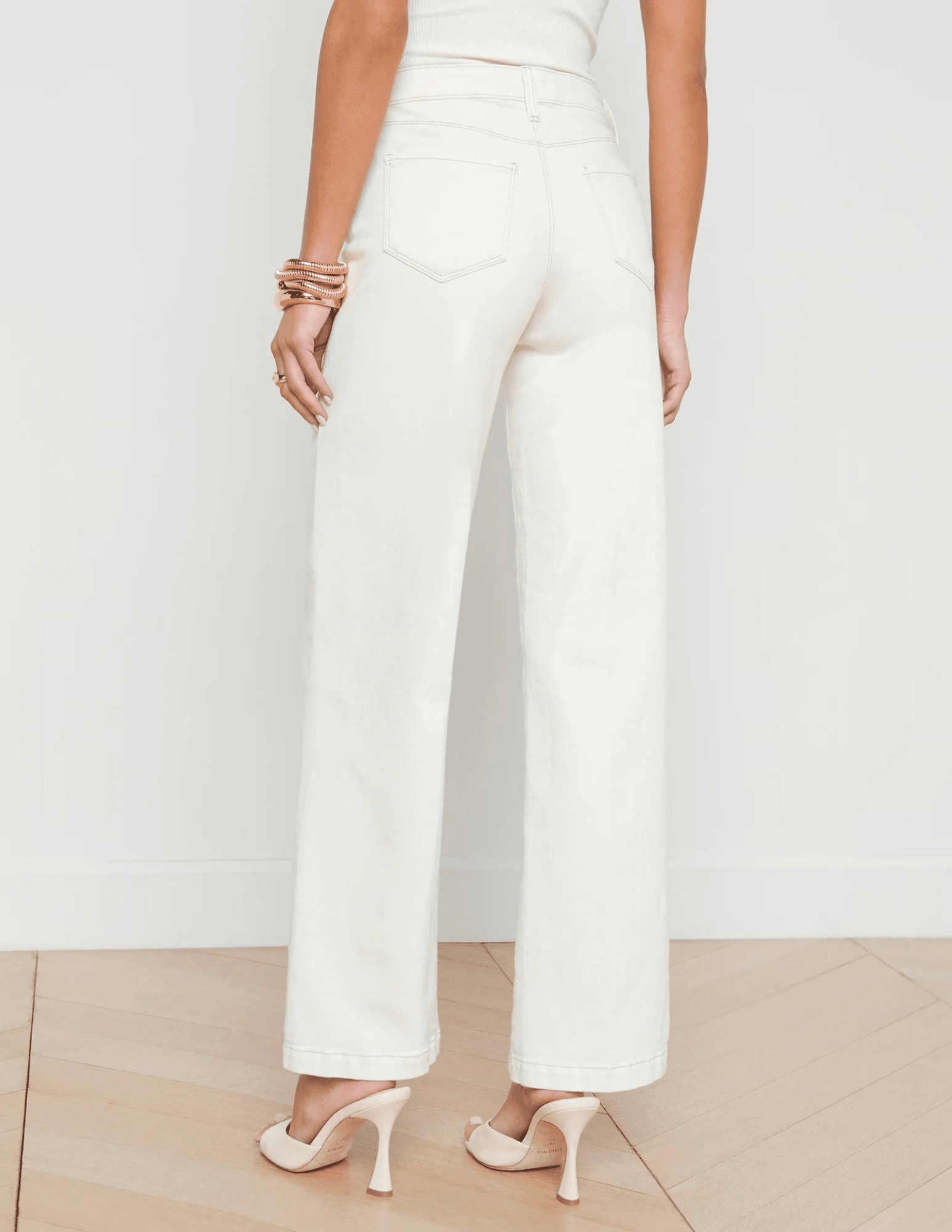 L'Agence - L’AGENCE Scottie High Rise Wide Leg Jeans In Macadamia - Buy Online