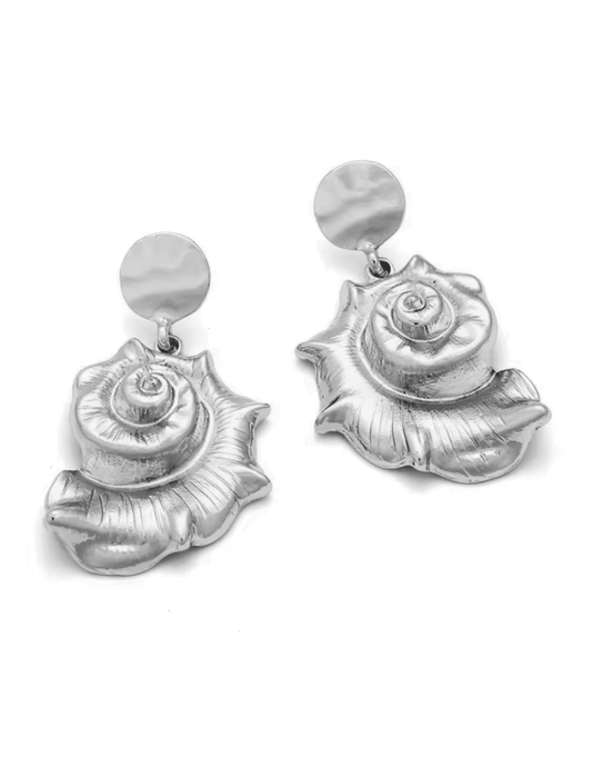 St. Barths La Robe Conch Shell Dangle Earrings