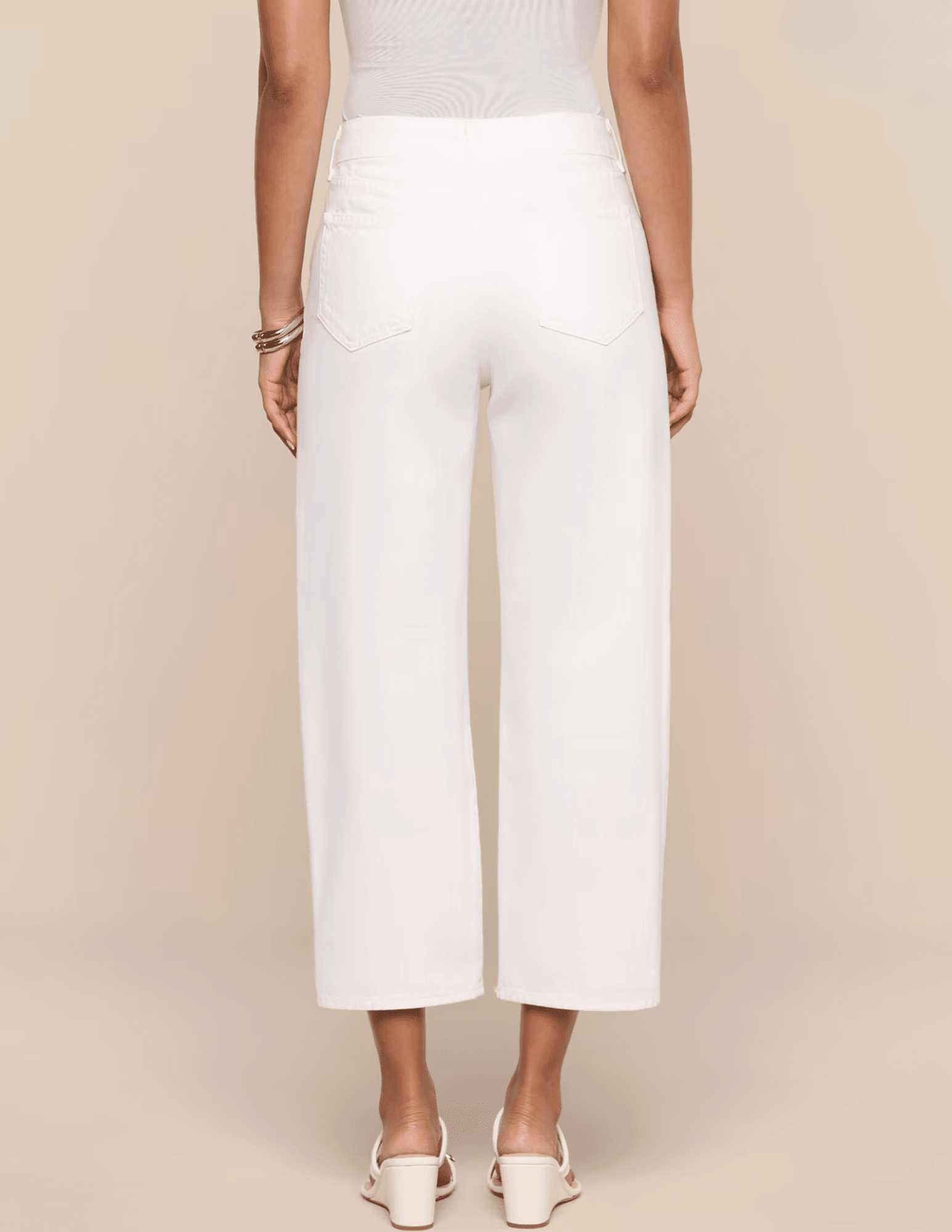 L'Agence - L’AGENCE Liora High Rise Cropped Jeans in Blanc - Buy Online