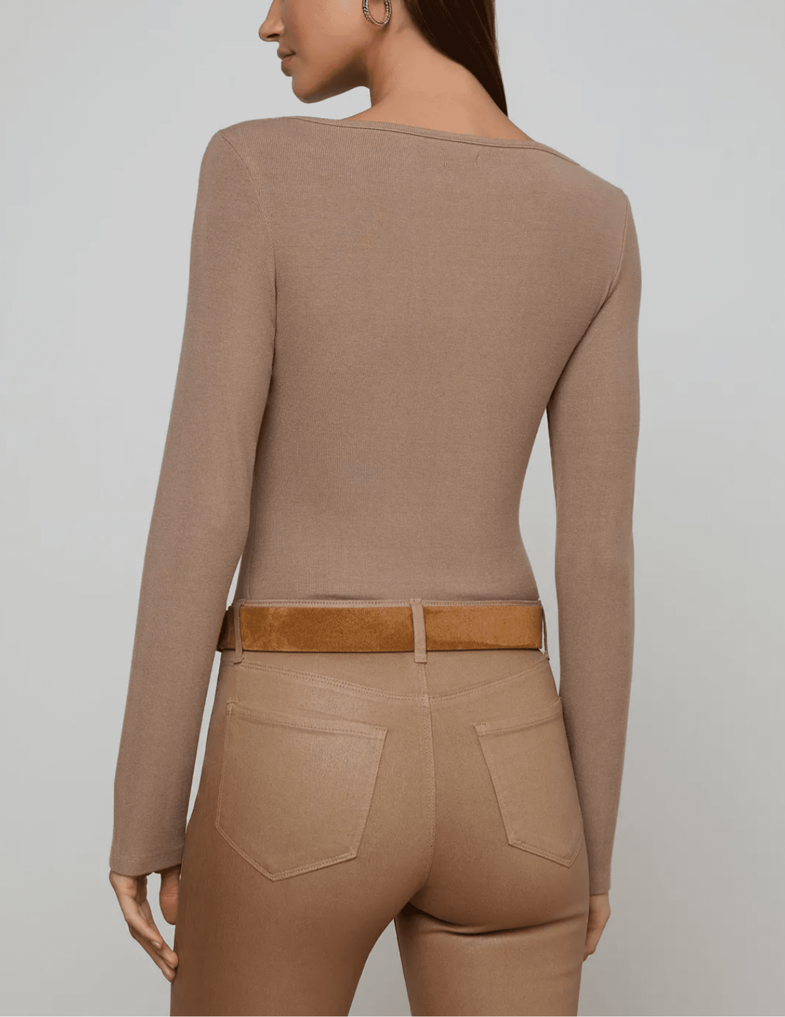 L'Agence - L'AGENCE Vanya Scoop Neck Long Sleeve Top in Portabella - Buy Online