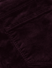 L'AGENCE Stevie Velvet Jeans in Dark Malbec