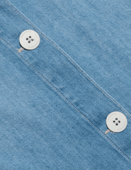 L'AGENCE Foster Sleeveless Denim Top in Seattle