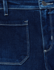 L'Agence Noya Cropped Slim Flare Jeans in Sterling