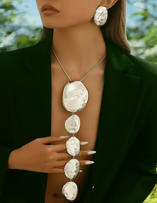 Austin Blaze - Austin Blaze Phoebe Geometric Statement Earring in SIlver - Buy Online