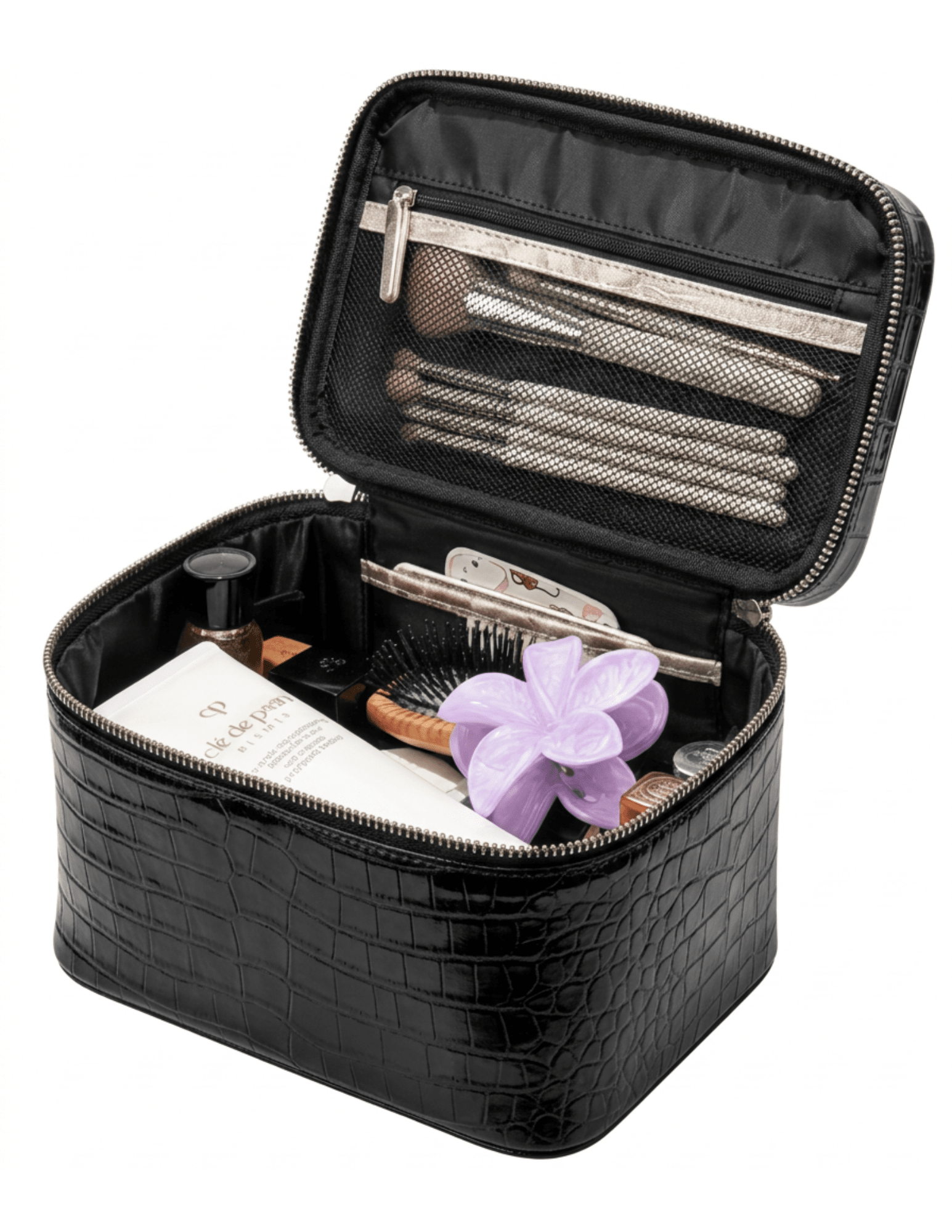 Fleur de Camélia Fran Leather Cosmetic Case in Black