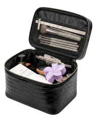 Fleur de Camélia Fran Leather Cosmetic Case in Black