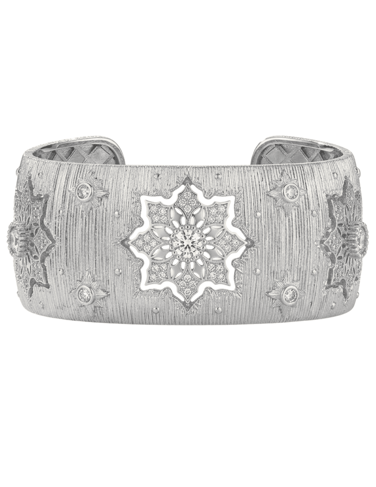 Fleur de Camélia Sima Textured Bangle in Silver