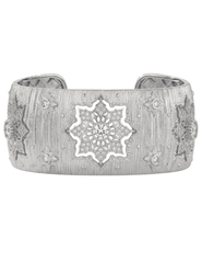 Fleur de Camélia Sima Textured Bangle in Silver