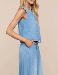 L'AGENCE Foster Sleeveless Denim Top in Seattle-side