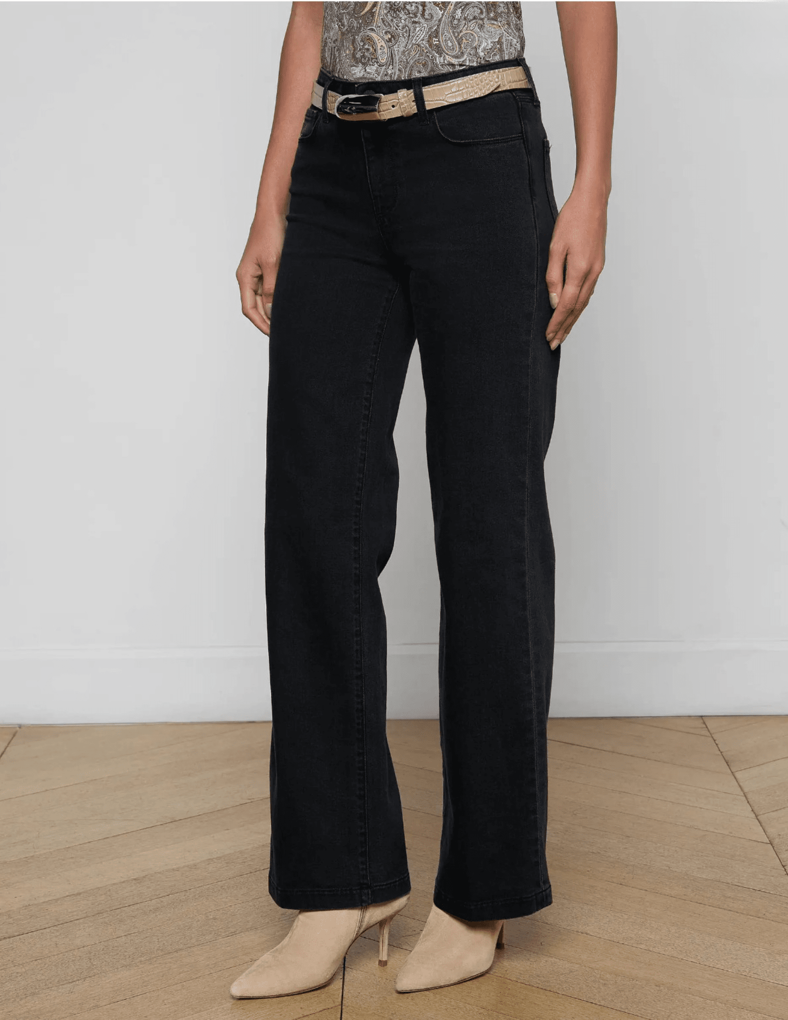 Side view of L’AGENCE Scottie High Rise Wide Leg Jeans in Washed Black