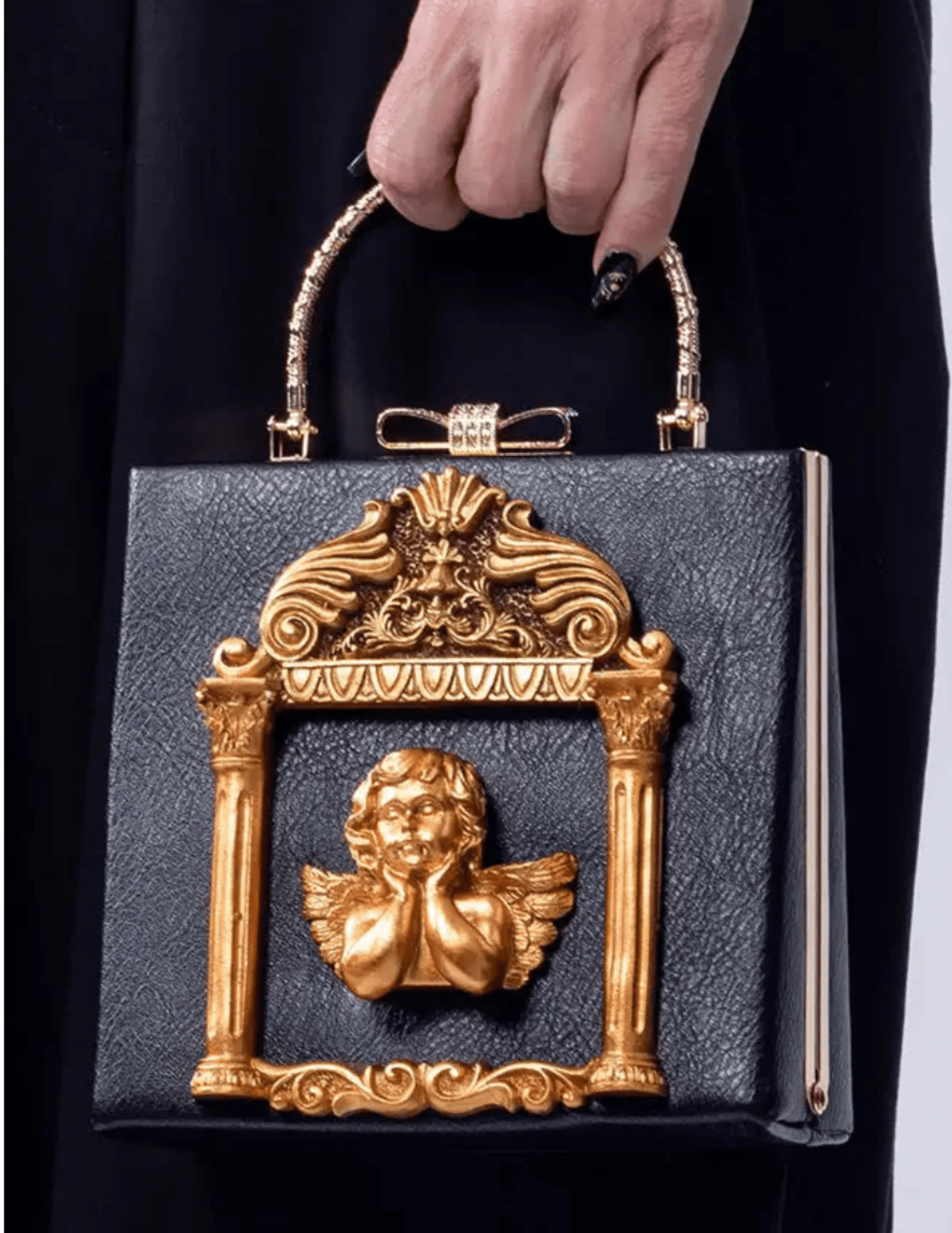 Model wearing Fleur de Camélia Evangeline Box Bag with pearl chain strap