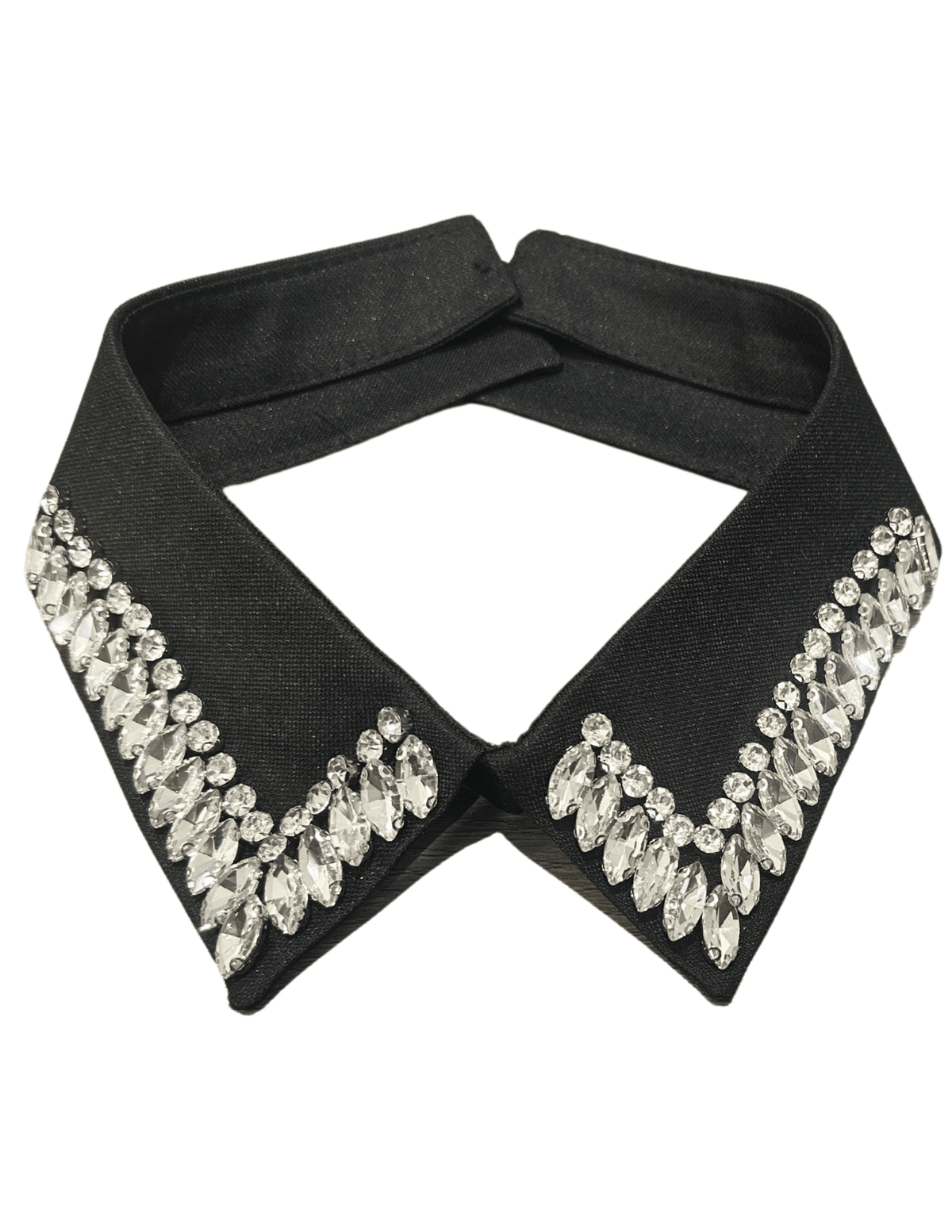 Fleur de Camélia embellished false collar in black with rhinestones
