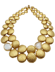 Fleur de Camélia Heather Collar Necklace in gold with brushed coin beads