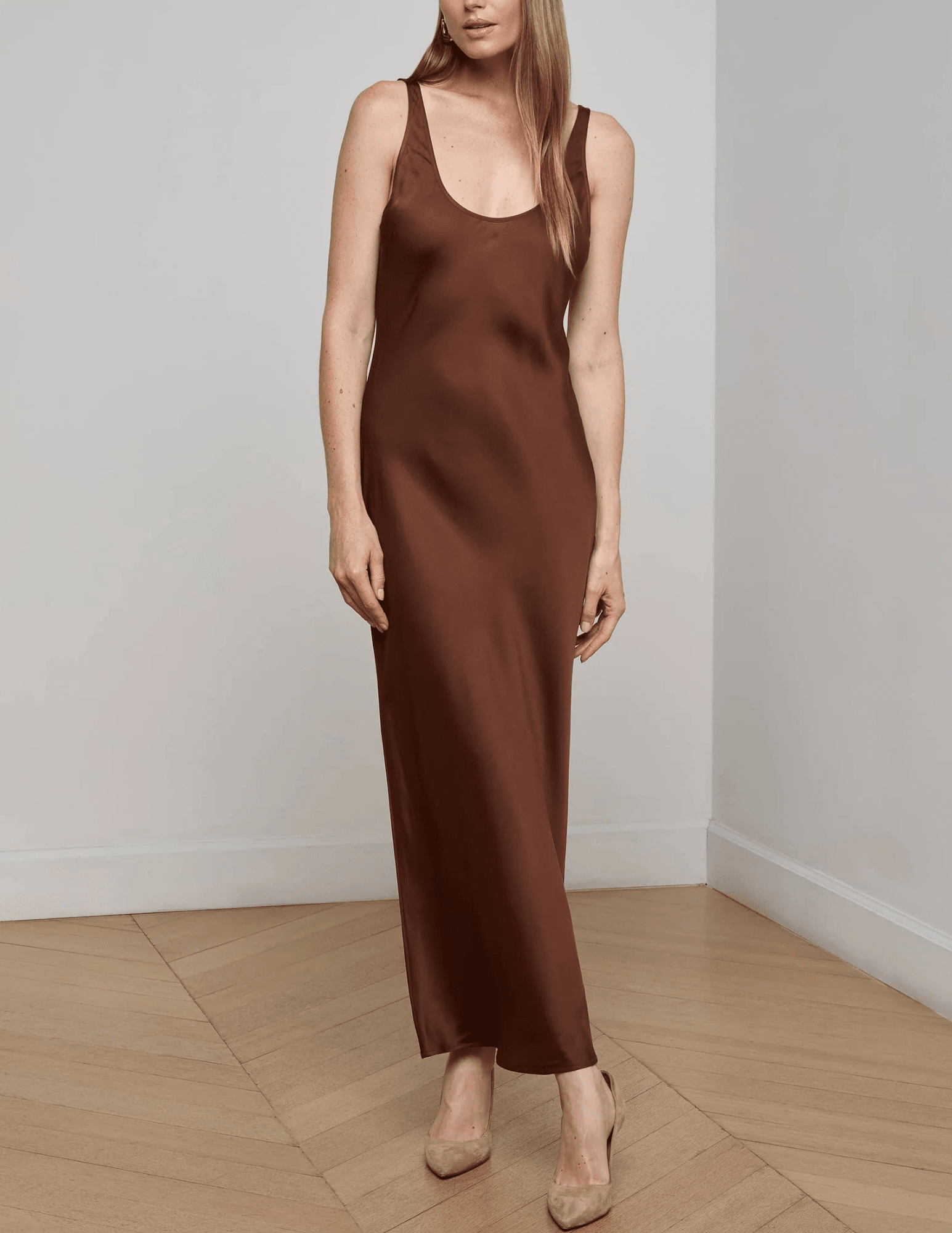  L’AGENCE Akiya Scoop Neck Midi Dress in Hot Fudge front view

