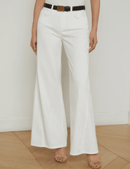 L'AGENCE Beau T-seam high rise wide leg jeans in Blanc, elegant white women’s denim with front T-seam detail and relaxed wide leg silhouette front model view