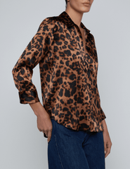 L’AGENCE Dani Three Quarter Sleeve Silk Blouse in leopard print, side view.
