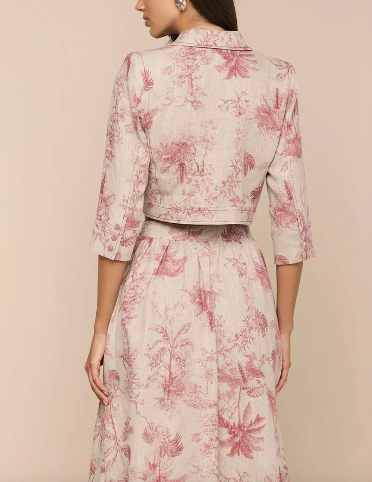 L'AGENCE Eden Cropped Linen Jacket in Tan Multi Textured Jungle Toile back view