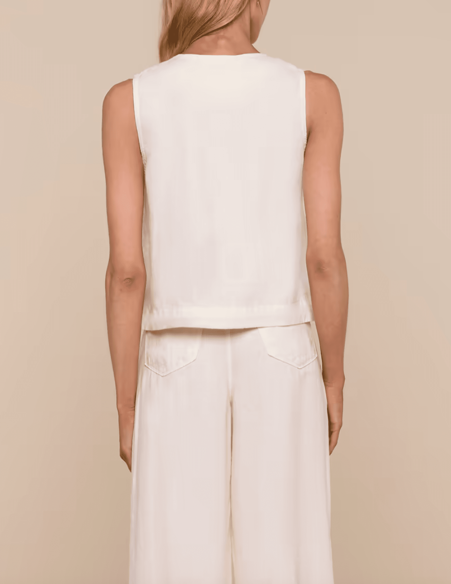L'AGENCE Foster sleeveless linen top in vintage white back view