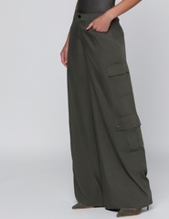 Side view of L'AGENCE Isolde Cargo Pants Ash Olive