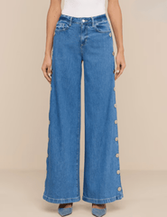 Front view of L'AGENCE Jennings Snap Wide Leg Jean in Torsten