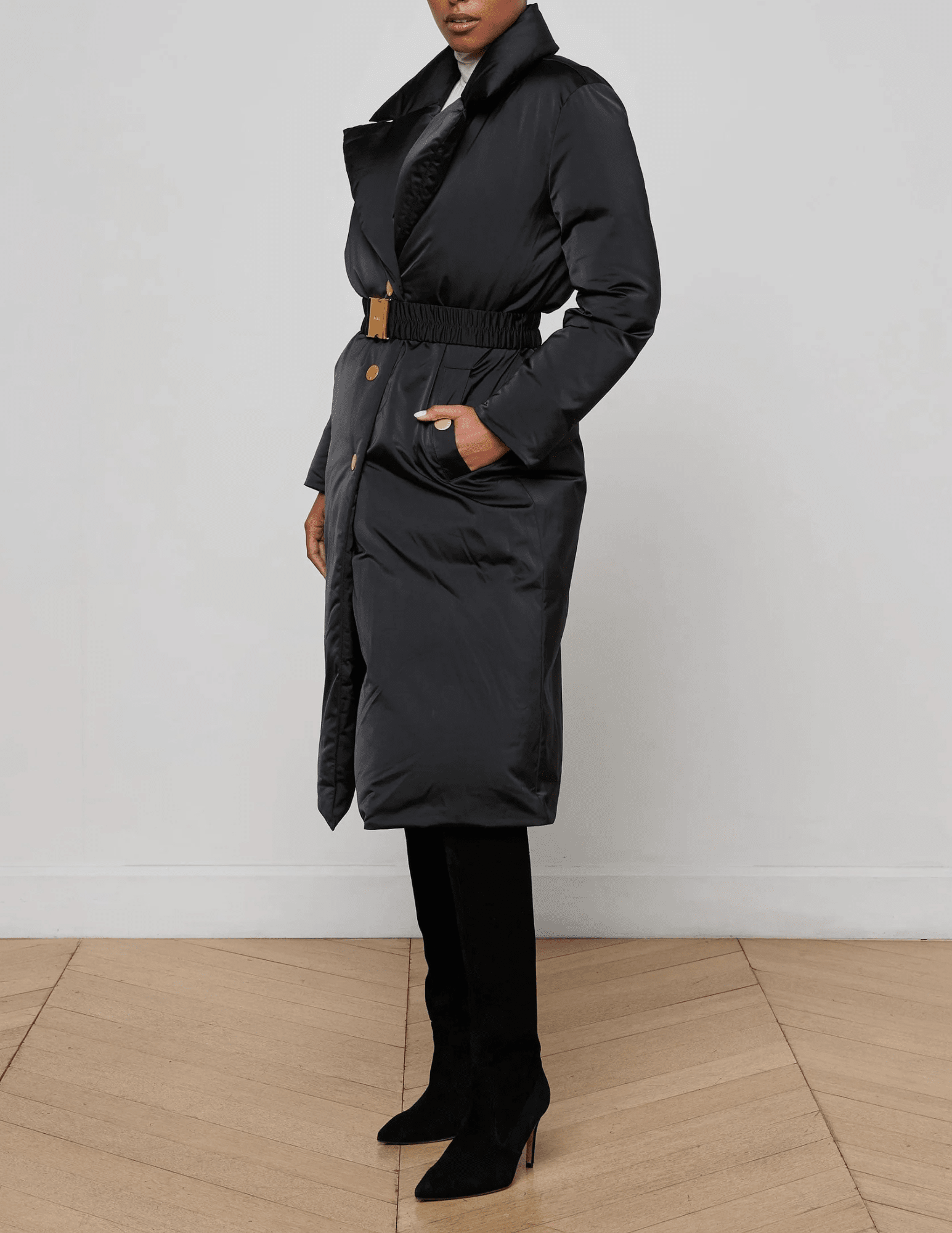 L’AGENCE Kataleya Black Puffer Coat side
