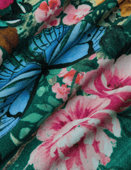 close-up odetail on L’AGENCE Lilou swimsuit