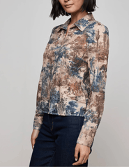 L’AGENCE Maia Printed Lace Blouse in Tan Multi Western Toile – side view