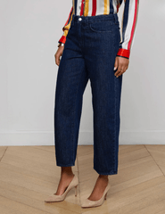 Side view of L’AGENCE Mallis bow-leg wide leg jean
