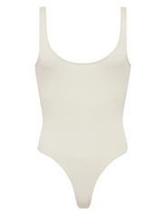 L’AGENCE Nica Scoop Neck Bodysuit in Ivory white, flat lay front view on white background.