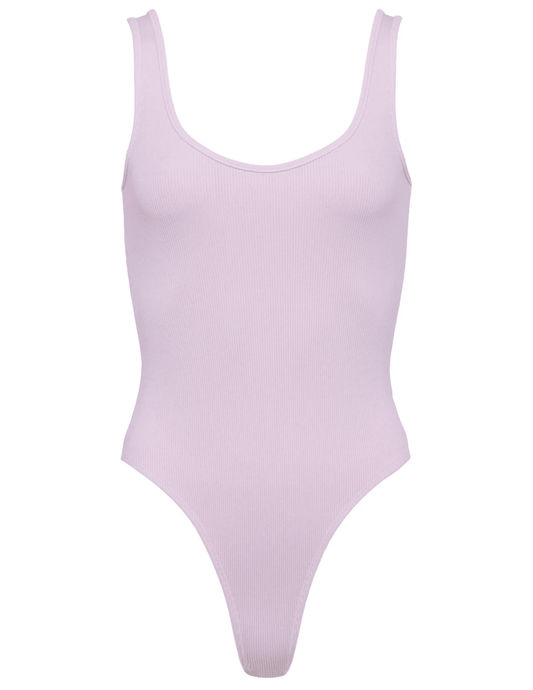 L’AGENCE Nica Scoop Neck Bodysuit in Pale Orchid, flat lay front view on white background.