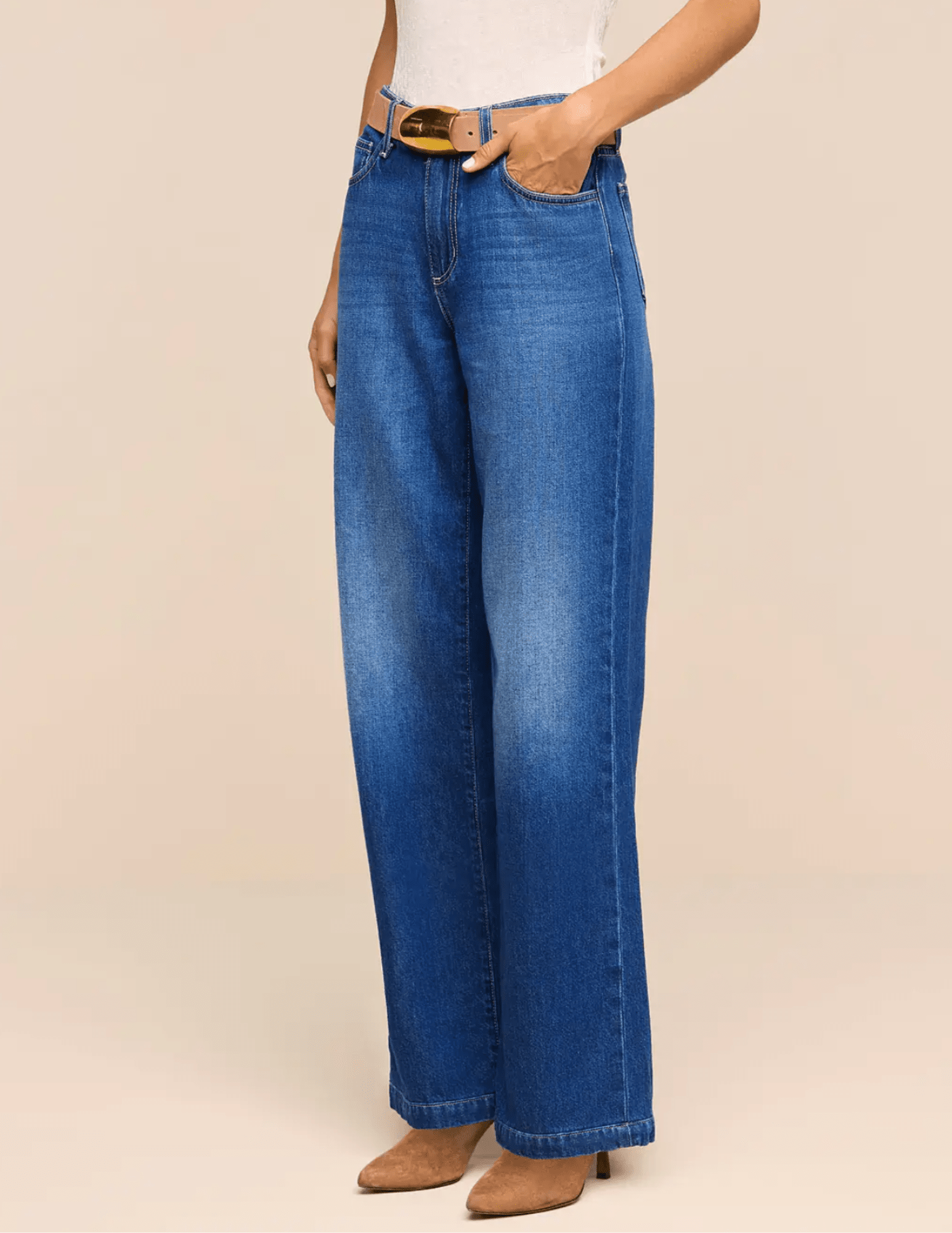 Side view of L'AGENCE Scottie High Rise Wide Leg Jeans in Idaho