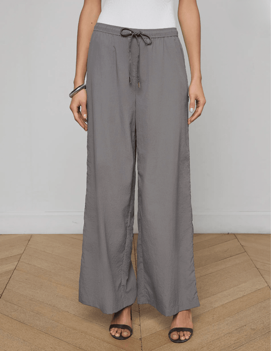 Front view of L’AGENCE Valkyrie wide leg pants