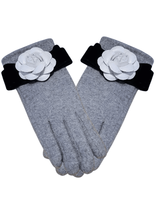 Fleur de Camélia Leather Camellia Bow Fur Lined Gloves