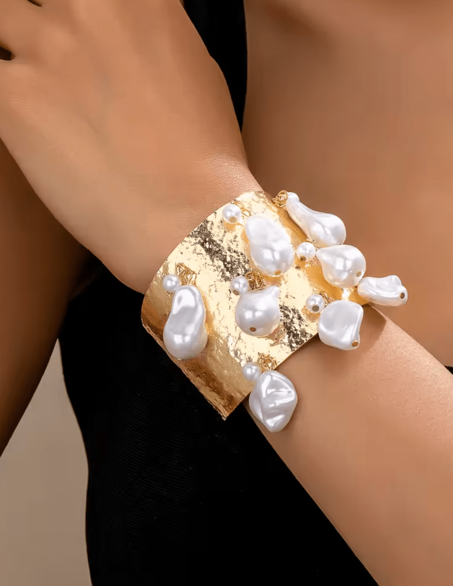 Model wearing St. Barths La Robe Ariel Textured Cuff